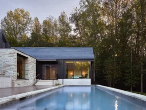 Luxury transitional home design in Atlanta, GA